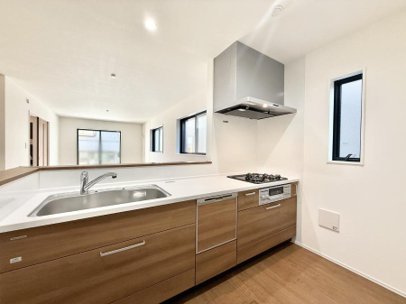 Lb` ƑƂȂAR~jP[V̏