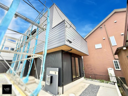 nOώʐ^ OρV炵n܂ꏊŁAƑJ[߂