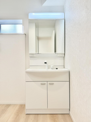 ʑEʏ 邢ʏ͖̎yłႢł