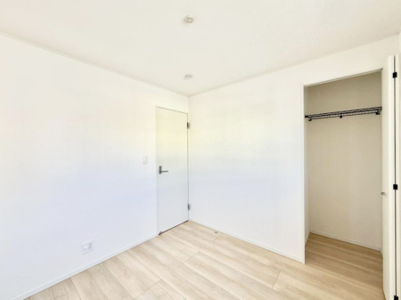 �q������ �������v���C�x�[�g��ԂƂ��ĐÂ��ŗ�������������񋟂��Ă���܂�