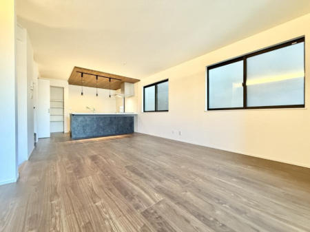 ���r���O ���������ƕ���������A�����b�N�X�ł�����