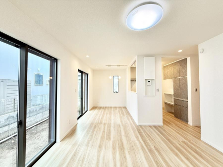 ���r���O ���������ƕ���������A�����b�N�X�ł�����