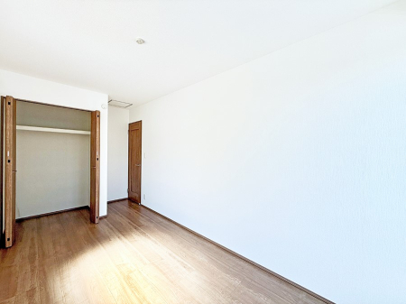 ���̑����� �������Â��ȗm���œǏ����ɏW���ł���ꏊ