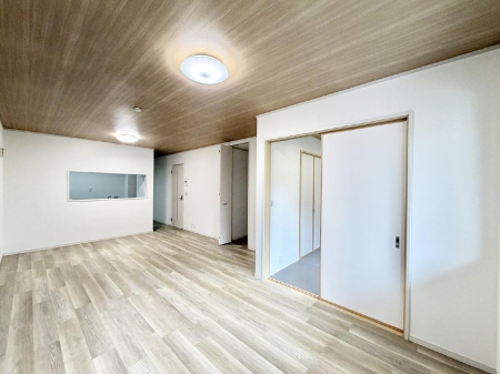 rO 났ƏΊ炪W܂AS܂郊rO