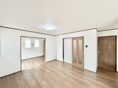 ���̑����� �������Ƒ��̏Ί炪���ӂ��A���났�̋��