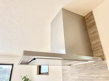 ���̑����� �ݔ����������̏��C����������C��ɗU������A�����I�ɔr�����ł��܂��B