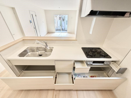 �L�b�`�� �������Ƒ����J��[�߂�A������̂���L�b�`��