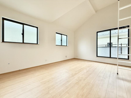 ���r���O �������V���v���������ґ�A��؂Ȑl�Ɖ߂����S���قǂ�����