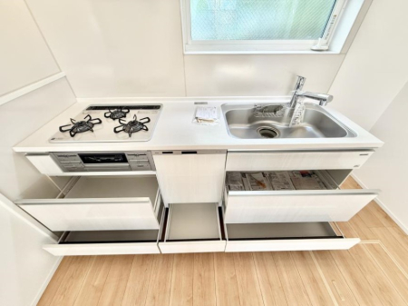 �L�b�`�� �����������������Ɗy�����Ȃ�A���K�ȃL�b�`�����