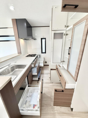 �L�b�`�� ���[�͖L�x�ȃV�X�e���L�b�`���ł��I