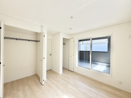 ���̑����� �������傫�Ȏ��[�ŉו����X�b�L���Еt���܂�  