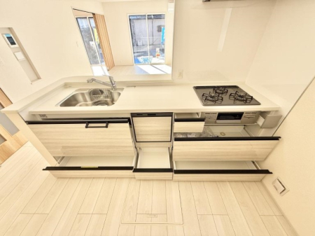 �L�b�`�� �������Ƒ����J��[�߂�A������̂���L�b�`��