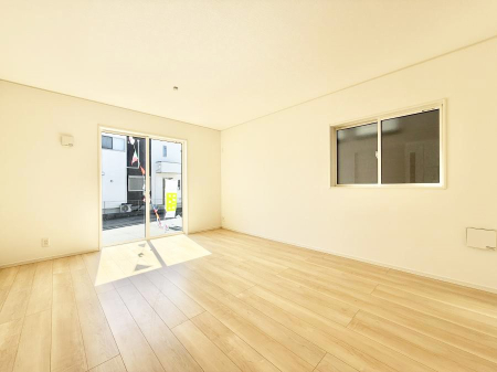 ���r���O �������z�������˂����ޖ��邢LDK�͉Ƒ��ł̂�т芰���܂�  