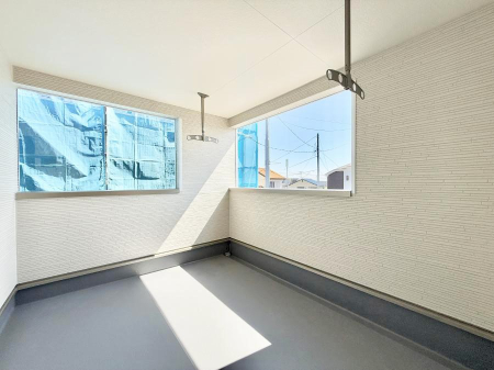 �o���R�j�[ �������V����C�ɂ������󕨂�������C���i�[�o���R�j�[�I  