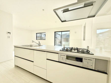 �L�b�`�� �����������������Ԃ����܂��A�Ί炠�ӂ��L�b�`��