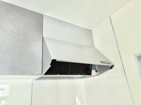 ���̑����� �ݔ����������̏��C����������C��ɗU������A�����I�ɔr�����ł��܂��B