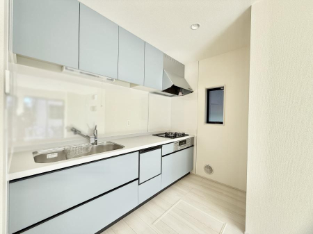 �L�b�`�� �������Ƒ��ƂȂ���A�R�~���j�P�[�V�����̏�