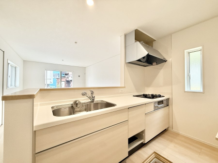 �L�b�`�� ��������b���[�܂�ΖʃL�b�`���I�Ƒ��Ƃ̉�b���͂��݂܂��I  