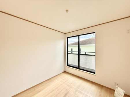 �Q�� �������傫�ȑ��͊J����������A���邳�ʕ��o�b�`���ł�