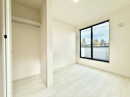 �Q�� ���������̔z�u��ʋC���̗ǂ��݌v�ŕ����̋�C�������炸�A��ɐV�N�ȋ�C������܂�