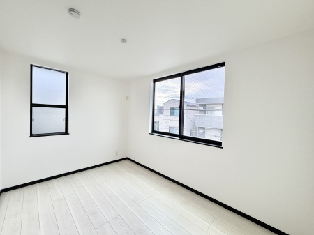 �Q�� ������2�ʍ̌��Ŗ��邢�����I  