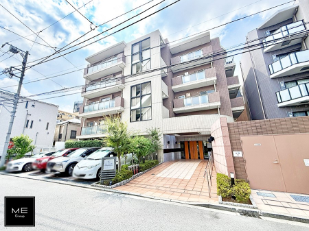 nOώʐ^ OρV炵n܂ꏊŁAƑJ[߂