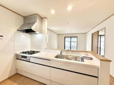 �L�b�`�� ���������y���݂ƐH�ׂ�K����͂���L�b�`��