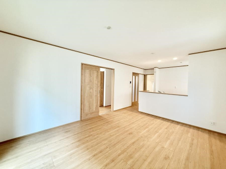 ���r���O ���������R�Ɖ�b�����܂��A�S�n�悢�ЂƂƂ�