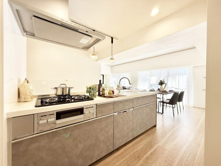 �L�b�`�� �����������������Ɗy�����Ȃ�A���K�ȃL�b�`�����