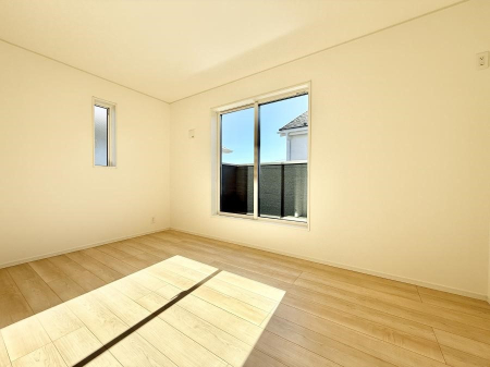 �Q�� �������傫�ȑ��͊J����������A���邳�ʕ��o�b�`���ł�