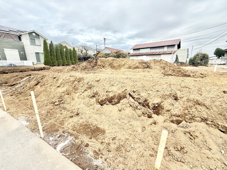 nOώʐ^ OρV炵n܂ꏊŁAƑJ[߂