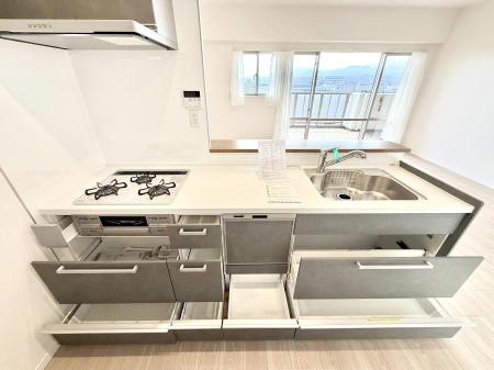 �L�b�`�� �������A�C�f�A�L����A�N���G�C�e�B�u�ȗ������