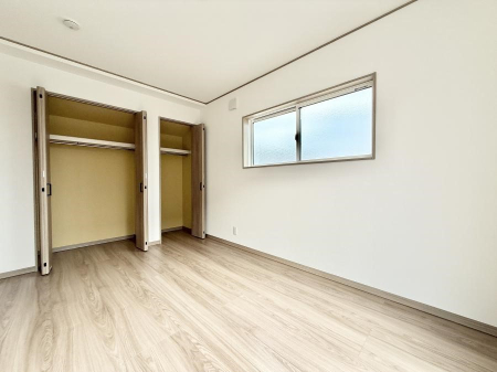 �Q�� ���������̔z�u��ʋC���̗ǂ��݌v�ŕ����̋�C�������炸�A��ɐV�N�ȋ�C������܂�