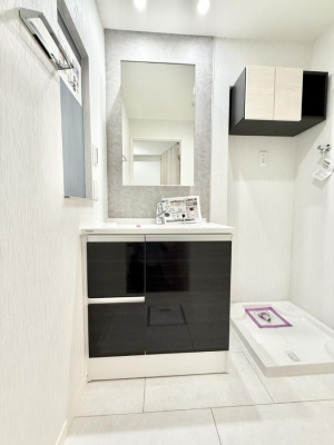 ʑEʏ 邢ʏ͖̎yłႢł