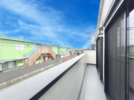 �o���R�j�[ ������ ���R��g�߂Ɋ�����A�J���I�ȃo���R�j�[