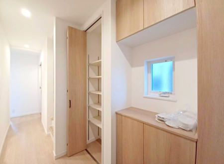 ���� ����