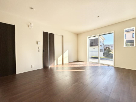 ���̑����� �������Ƒ��̏Ί炪���ӂ��A���났�̋��