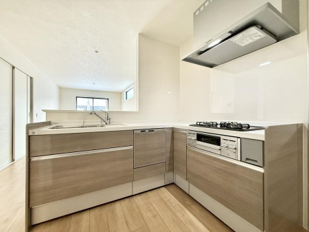 �L�b�`�� �������V���v���Ŕ������S�n�悢���Ԃ𐶂ރL�b�`�����