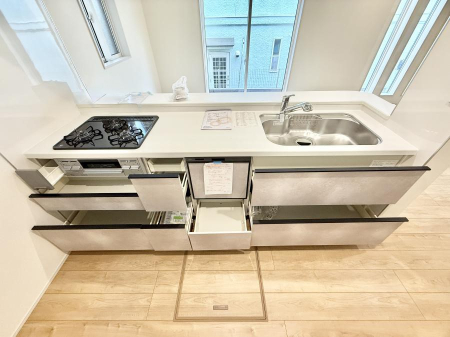 �L�b�`�� ���������[�͖L�x�ȃV�X�e���L�b�`���ł��I