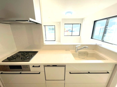 Lb` b[܂ΖʃLb`IƑƂ̉b݂͂܂  