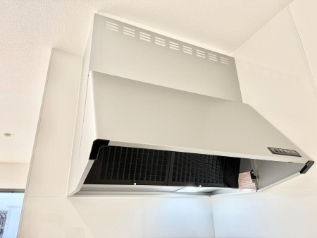 ���̑����� �ݔ����������̏��C����������C��ɗU������A�����I�ɔr�����ł��܂��B