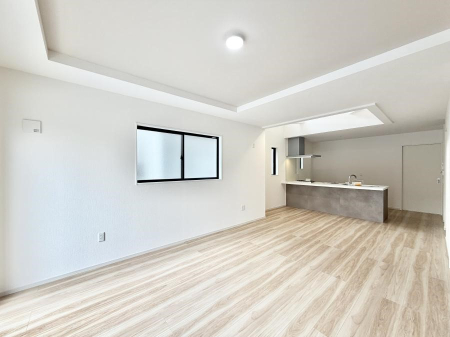 ���r���O �������Ƒ������R�ƏW�܂�A�y�������Ԃ��߂����郊�r���O