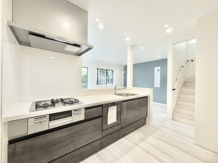 �L�b�`�� �����������������Ɗy�����Ȃ�A���K�ȃL�b�`�����