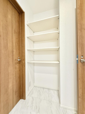 ���[ �������V���[�Y�C���N���[�[�b�g�t�Ȃ̂ŁA�O�Ŏg�������܂Ƃ߂Ď��[�A�������茺�ւ�  