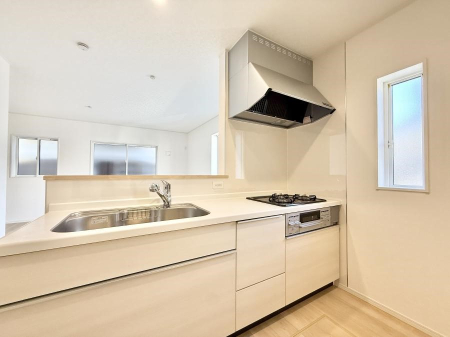 �L�b�`�� ���������y���݂ƐH�ׂ�K����͂���L�b�`��