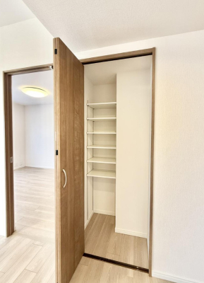 ���[ ����