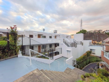 nOώʐ^ OρV炵n܂ꏊŁAƑJ[߂