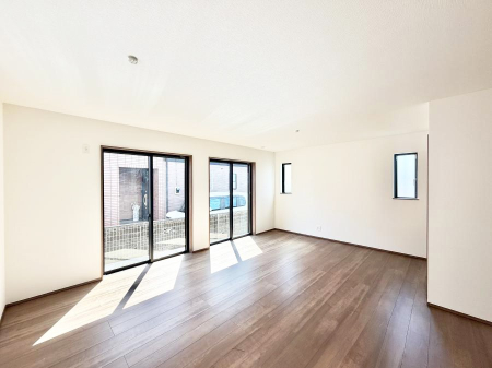 ���̑����� �������z�������˂����ޖ��邢LDK�͉Ƒ��ł̂�т芰���܂���  