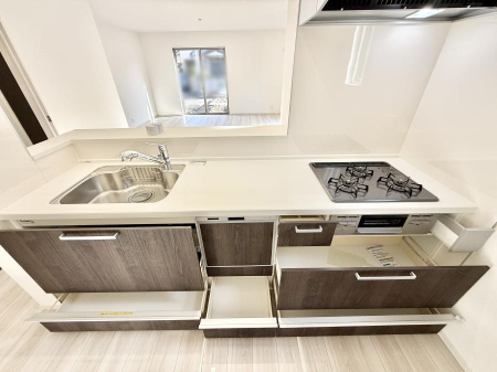 �L�b�`�� �������Ƒ����J��[�߂�A������̂���L�b�`��