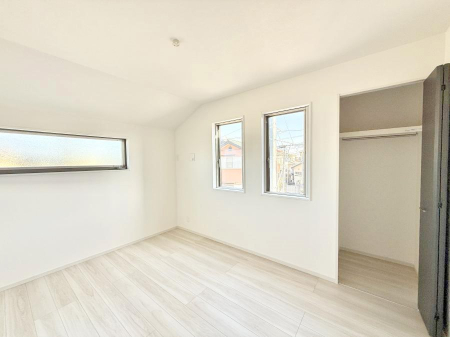 ���̑����� �������D��ŉ��₩�Ȏ��Ԃ��������